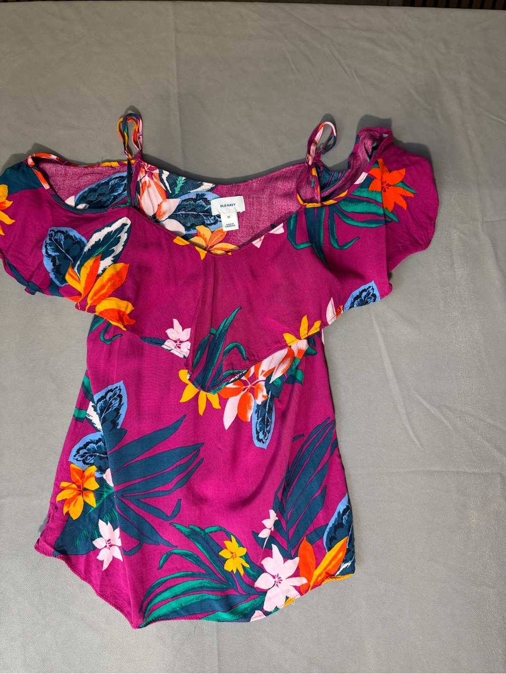 Old Navy Magenta Floral Off-Shoulder Camisole